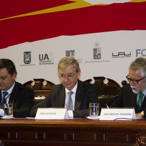 De Izquierda A Derecha: Rodrigo Palma, Director SERC Chile; Jorge Bunster, Ministro De Energía; José Miguel Aguilera, Presidente Conicyt.